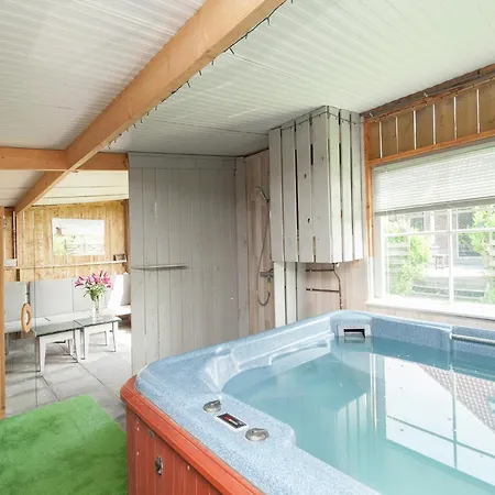 Holiday home Near Dutch Coast & Sauna, Cleaning Included