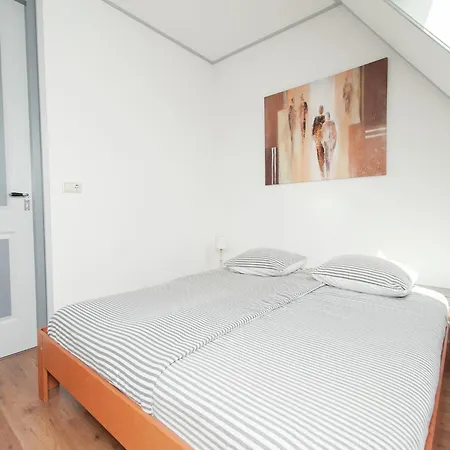 Holiday home Near Dutch Coast & Sauna, Cleaning Included