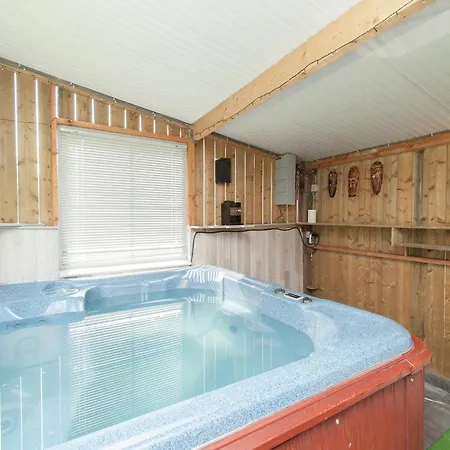 Near Dutch Coast & Sauna, Cleaning Included * Schagerbrug